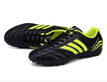 Men's Outdoor Ultralight Soccer Shoes Non-Slip Boys Football Ankle Boots Kids Sport Training Sneakers Soccer Cleats Unisex (Color: Auburn, size: 37)