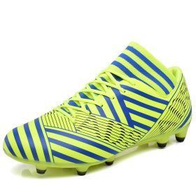 Men's Outdoor Ultralight Soccer Shoes Non-Slip Boys Football Ankle Boots Kids Sport Training Sneakers Soccer Cleats Unisex (Color: Clear, size: 35)