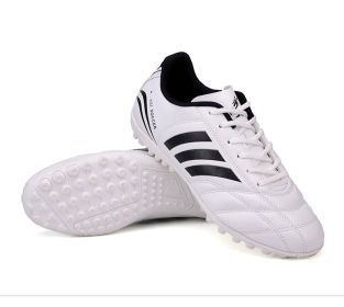 Men's Outdoor Ultralight Soccer Shoes Non-Slip Boys Football Ankle Boots Kids Sport Training Sneakers Soccer Cleats Unisex (Color: Sky Blue, size: 45)